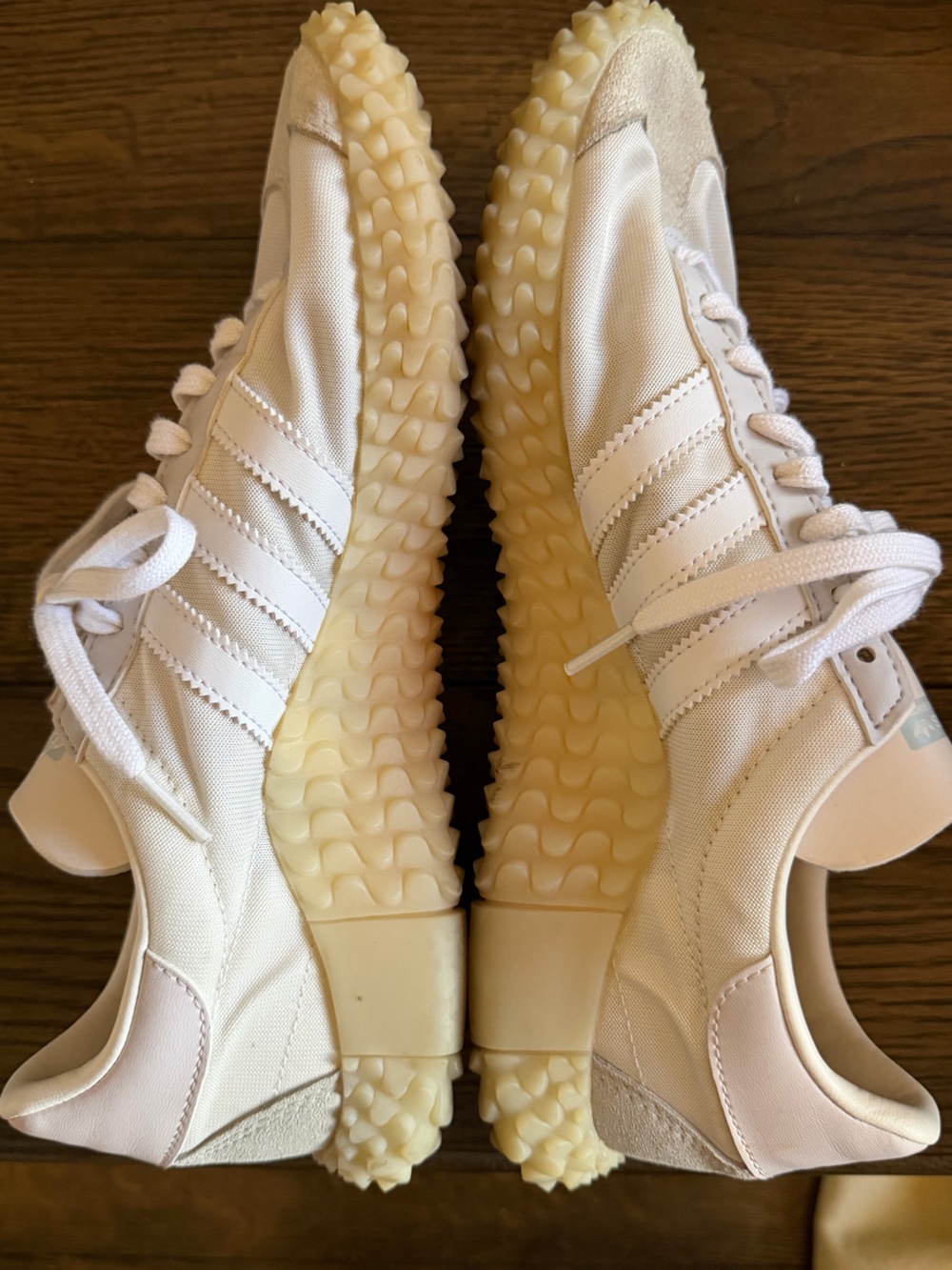 (MENS) Adidas Country X Kamanda Sneakers - Picture 3 of 7